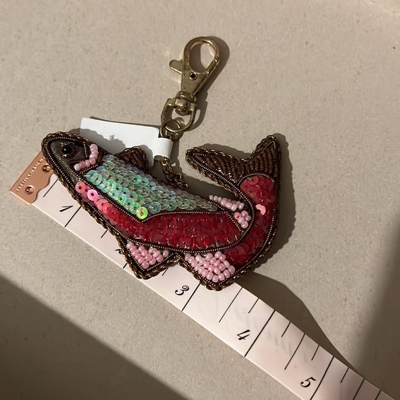 Fish sequinned key holder NWT - Picture 4 of 4
